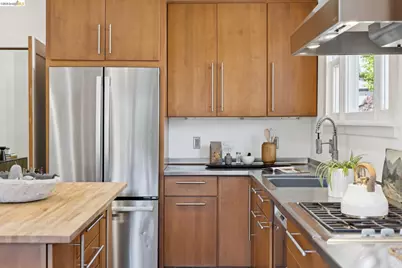 699 Arimo Ave, Oakland, CA 94610 - Photo 25