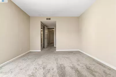 165 Fairoaks Dr, Vacaville, CA 95688 - Photo 29