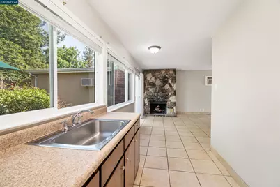 2223 Buena Vista Ave, Walnut Creek, CA 94597 - Photo 7