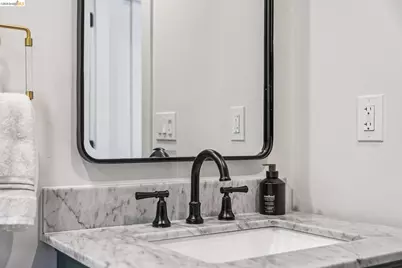 1906 Delaware St, Berkeley, CA 94709 - Photo 31