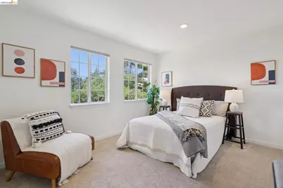 2170 Arrowhead Dr, Oakland, CA 94611 - Photo 27
