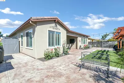 7270 Keyesport Way, Discovery Bay, CA 94505 - Photo 33