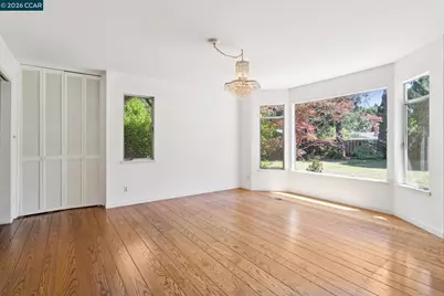304 Willoughby Court, Lafayette, CA 94549 - Photo 7