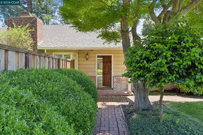 304 Willoughby Court, Lafayette, CA 94549 - Photo 3