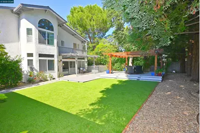 35 Harmony Ln, Walnut Creek, CA 94597 - Photo 31