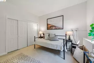 35 Bay Forest Ct, Oakland, CA 94611 - Photo 25
