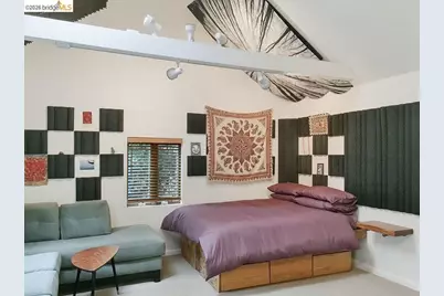 339 Hanover Ave, Oakland, CA 94606 - Photo 27