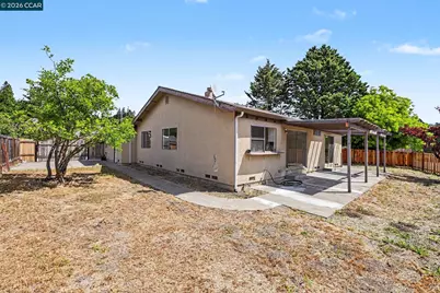 2498 La Reina St, Pinole, CA 94564 - Photo 25