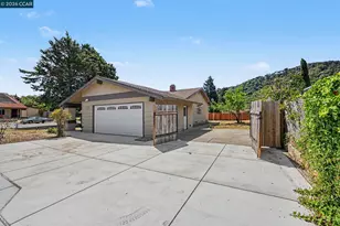 2498 La Reina St, Pinole, CA 94564 - Photo 3
