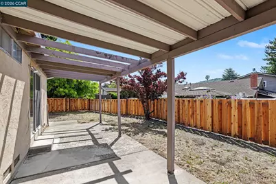 2498 La Reina St, Pinole, CA 94564 - Photo 23