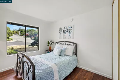 2498 La Reina St, Pinole, CA 94564 - Photo 17
