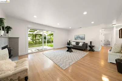 6501 Oakbrook Dr, Fair Oaks, CA 95628 - Photo 3