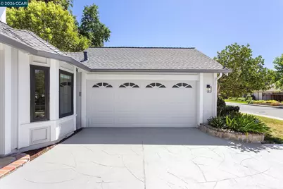 2407 Bay Meadows Cir, Pleasanton, CA 94566 - Photo 5