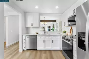 2407 Bay Meadows Cir, Pleasanton, CA 94566 - Photo 13
