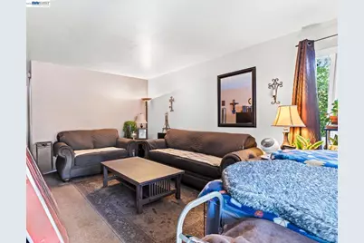 1251 Bellina St, Hayward, CA 94541 - Photo 7