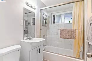 1251 Bellina St, Hayward, CA 94541 - Photo 9