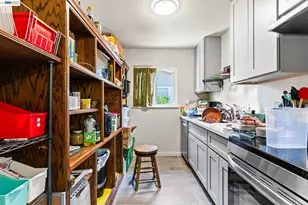 1251 Bellina St, Hayward, CA 94541 - Photo 3