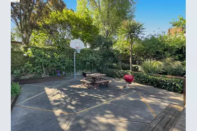 2546 Alva Ave, El Cerrito, CA 94530 - Photo 41