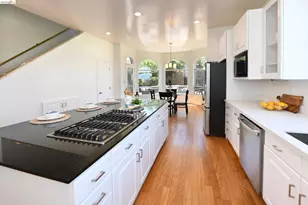 2546 Alva Ave, El Cerrito, CA 94530 - Photo 17