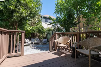 3306 West St, Oakland, CA 94608 - Photo 39