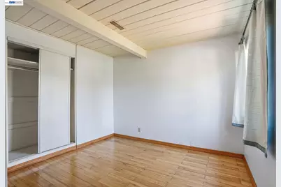 2102 Overhill Rd, Concord, CA 94520 - Photo 15