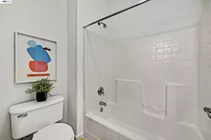 221 Dutra Vernaci Dr, Union City, CA 94587 - Photo 29