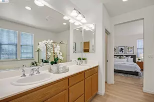 221 Dutra Vernaci Dr, Union City, CA 94587 - Photo 23