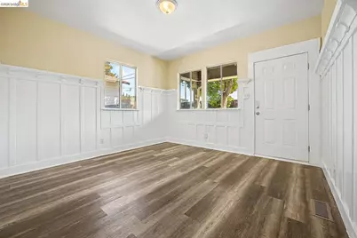 704 9th St, Antioch, CA 94509 - Photo 5