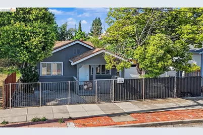 704 9th St, Antioch, CA 94509 - Photo 1