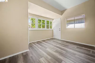 704 9th St, Antioch, CA 94509 - Photo 25