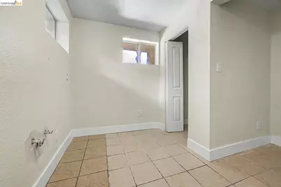 704 9th St, Antioch, CA 94509 - Photo 31