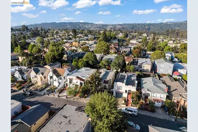 5340 Walnut St, Oakland, CA 94619 - Photo 39