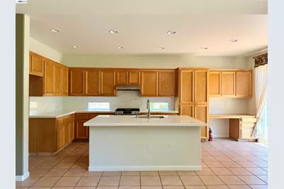 852 Meadow View Dr, Richmond, CA 94806 - Photo 9