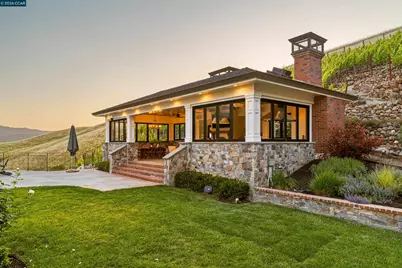 298 Barrington Ln, Alamo, CA 94507 - Photo 3