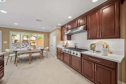 933 Spring Water Street, Danville, CA 94506 - Photo 13