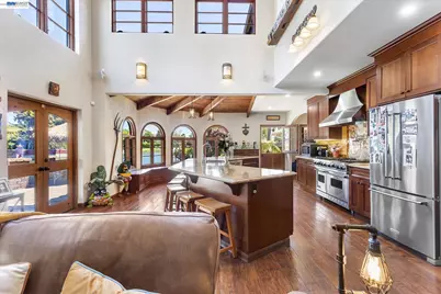630 Rock Isle, Alameda, CA 94501 - Photo 19