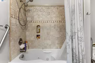 630 Rock Isle, Alameda, CA 94501 - Photo 33