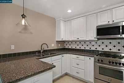 605 Miles Ct, Pleasant Hill, CA 94523 - Photo 3