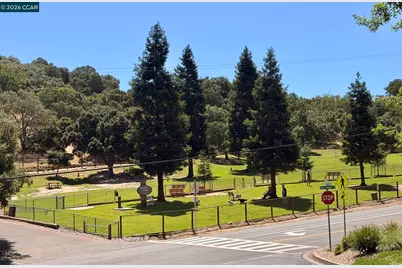605 Miles Ct, Pleasant Hill, CA 94523 - Photo 25