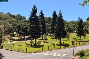 605 Miles Ct, Pleasant Hill, CA 94523 - Photo 25
