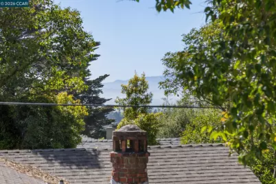 6008 Chelton Dr, Oakland, CA 94611 - Photo 19