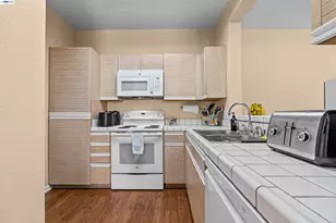 7145 Dublin Meadows St, Dublin, CA 94568 - Photo 13