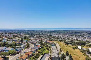 2433 Fox Ridge Dr, Castro Valley, CA 94546 - Photo 73