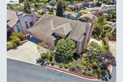 2433 Fox Ridge Dr, Castro Valley, CA 94546 - Photo 11
