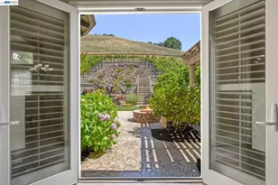 387 Golden Grass Dr, Alamo, CA 94507 - Photo 49