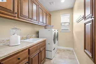 387 Golden Grass Dr, Alamo, CA 94507 - Photo 29