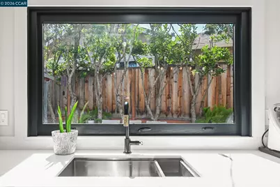 5517 Guadalupe Ct, Concord, CA 94521 - Photo 17