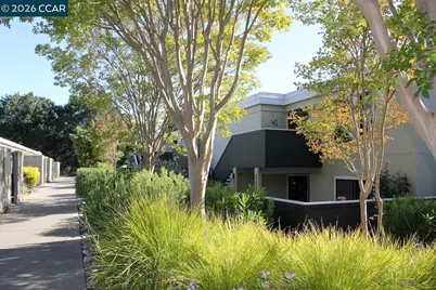 2057 Golden Rain Rd #8, Walnut Creek, CA 94595 - Photo 37