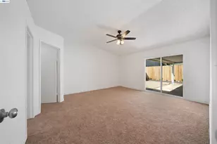 913 Inez Dr, Modesto, CA 95351 - Photo 9