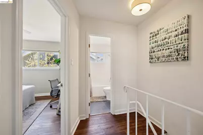 2207 Damuth St #2, Oakland, CA 94602 - Photo 21